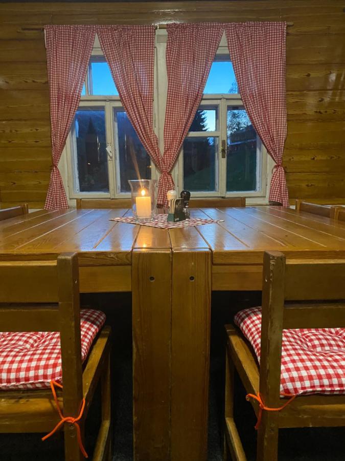 Penzion Lesni Zatisi- Harrachov Ngoại thất bức ảnh