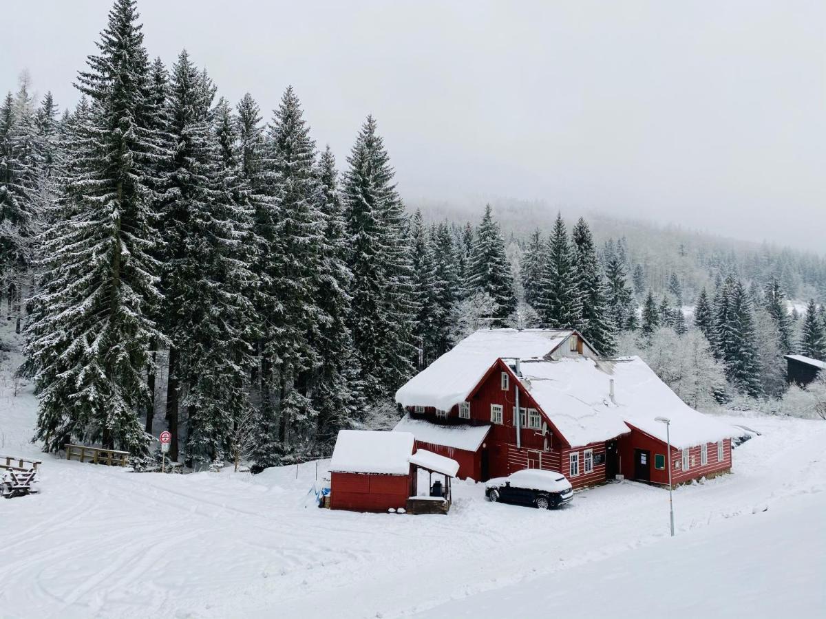 Penzion Lesni Zatisi- Harrachov Ngoại thất bức ảnh