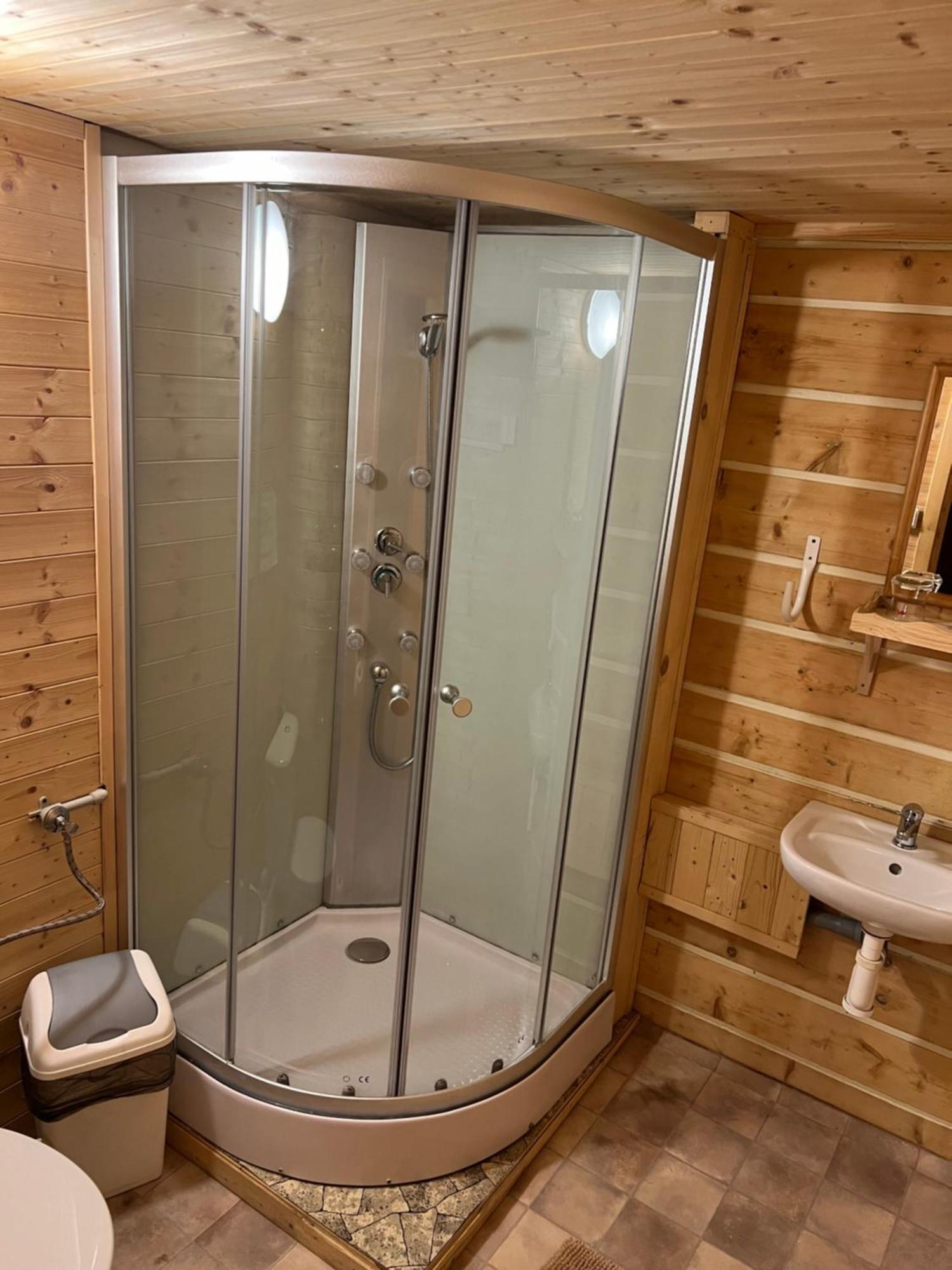 Penzion Lesni Zatisi- Harrachov Ngoại thất bức ảnh