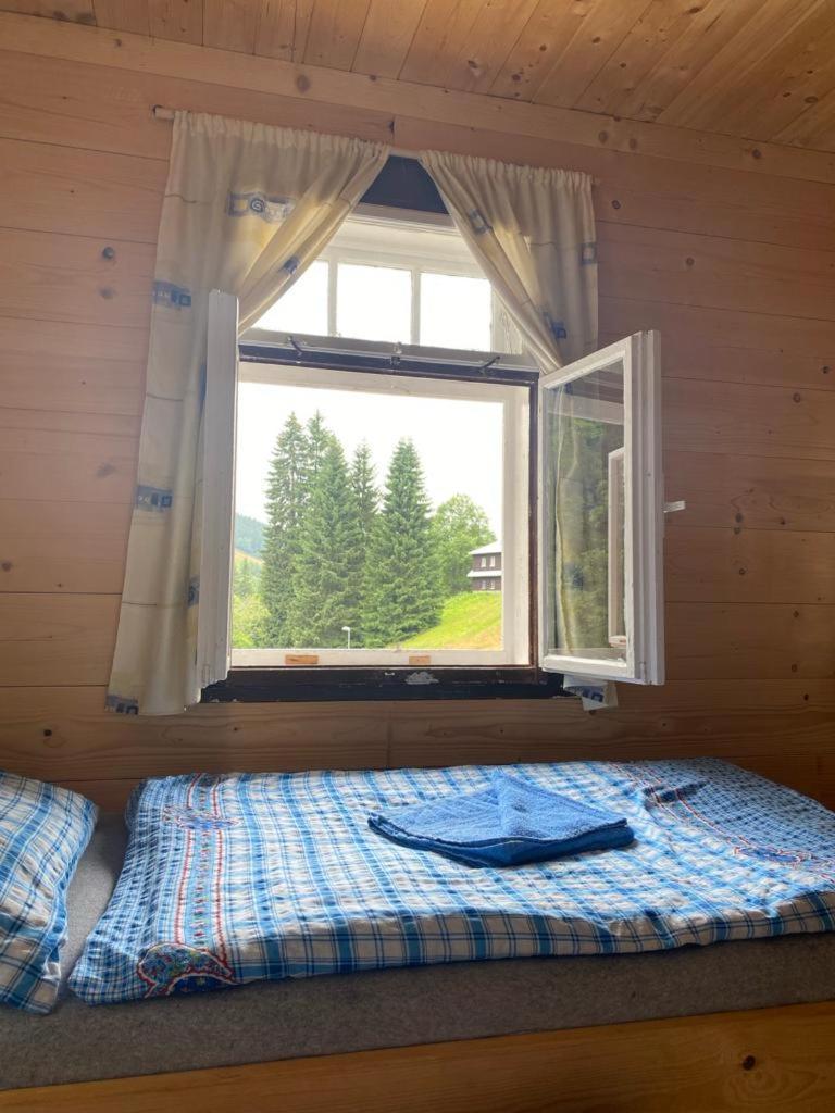 Penzion Lesni Zatisi- Harrachov Ngoại thất bức ảnh